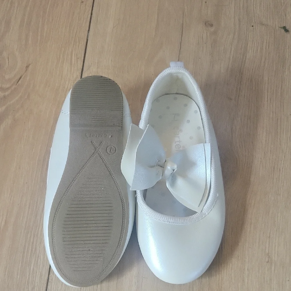 Carter's Ivory Kids Dress Shoes with Bow